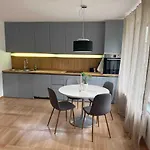Comfy Flat In City-free Parking Apartma *