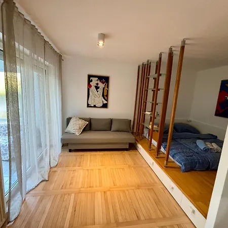 Comfy Flat In City-free Parking *